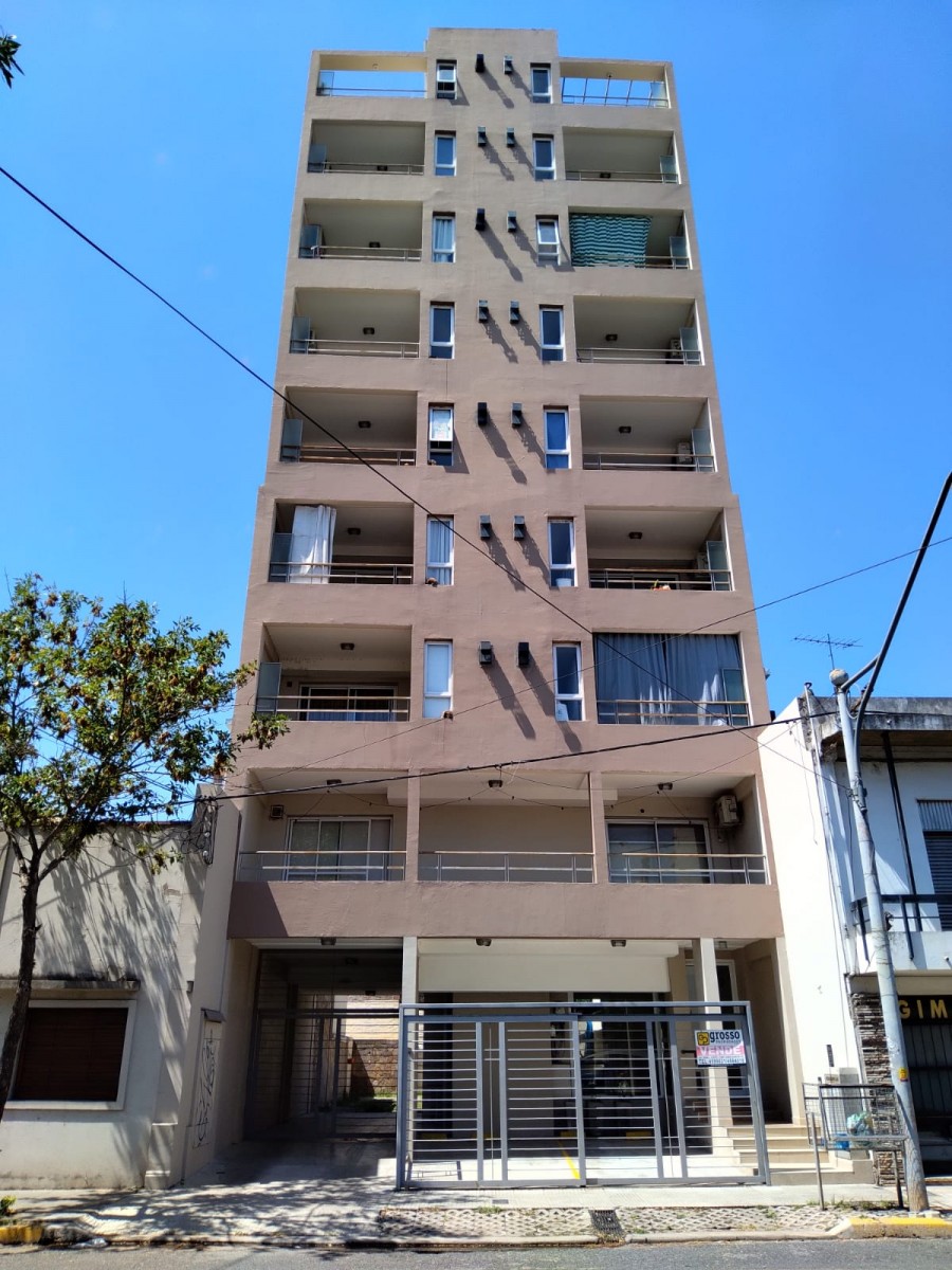 URQUIZA 1600