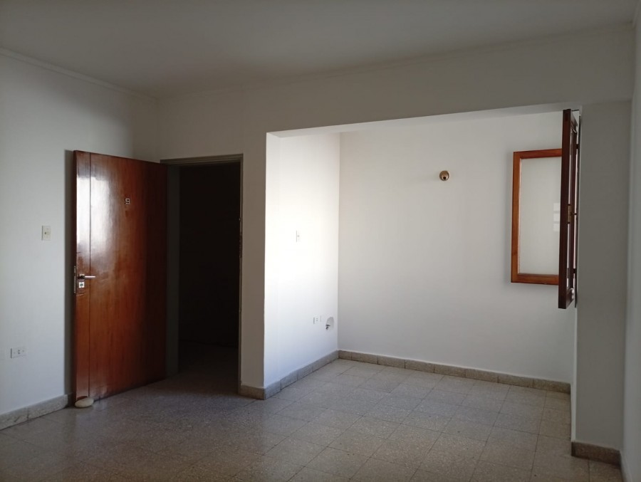 IRIGOYEN FREYRE 2400