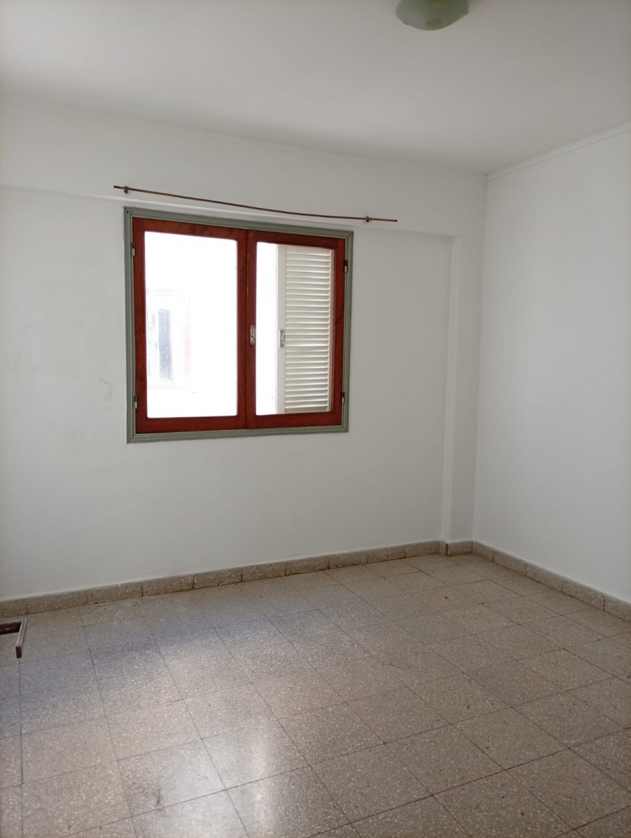 IRIGOYEN FREYRE 2400
