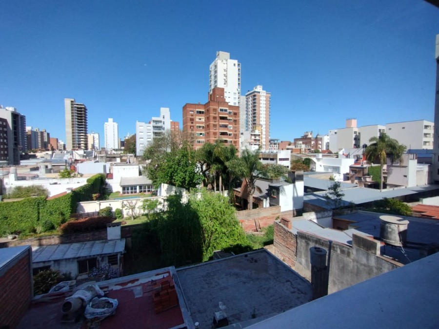 4 DE ENERO 1600