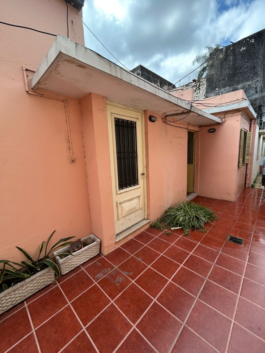 SALVADOR CAPUTTO 3500