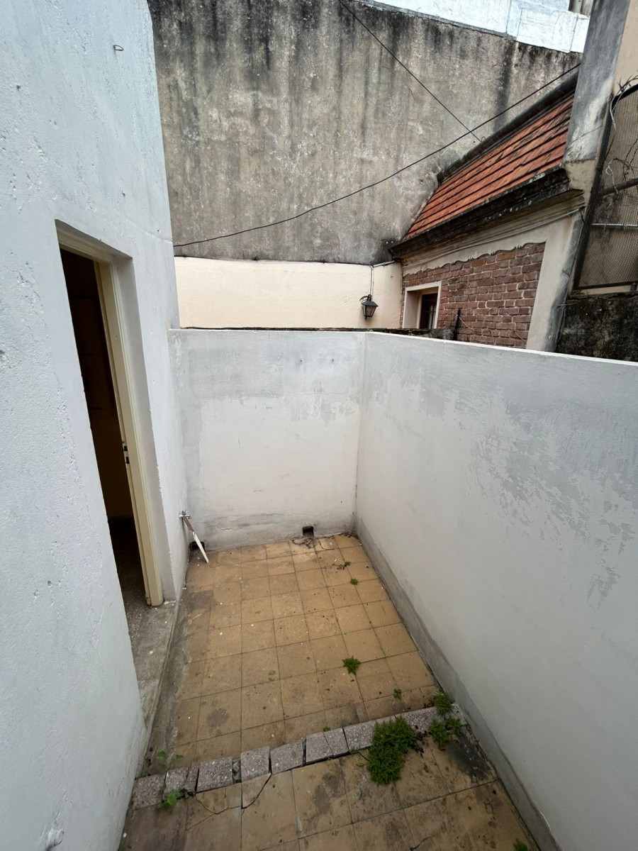 SALVADOR CAPUTTO 3500