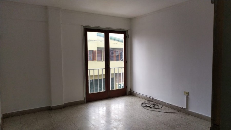 IRIGOYEN FREYRE 2400