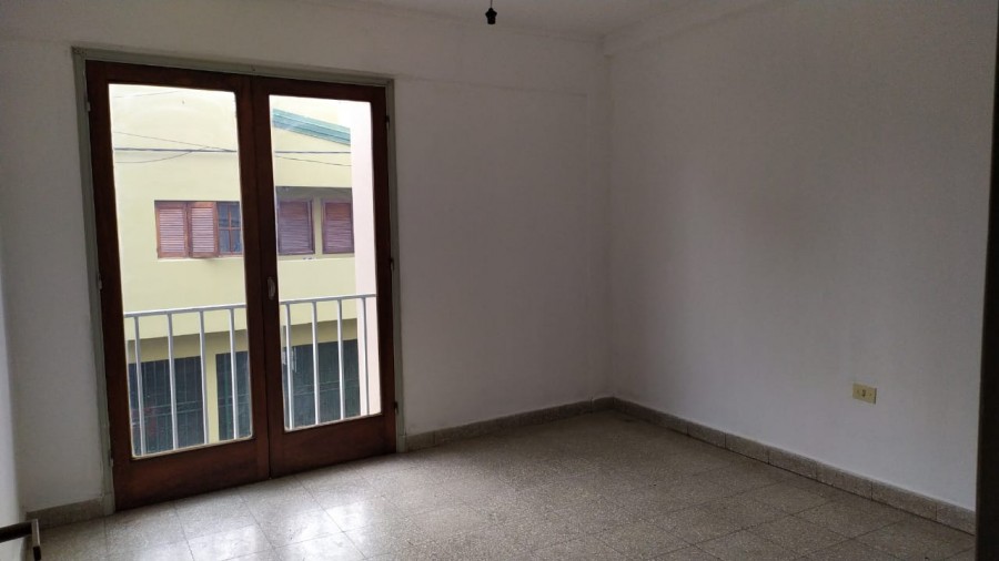 IRIGOYEN FREYRE 2400