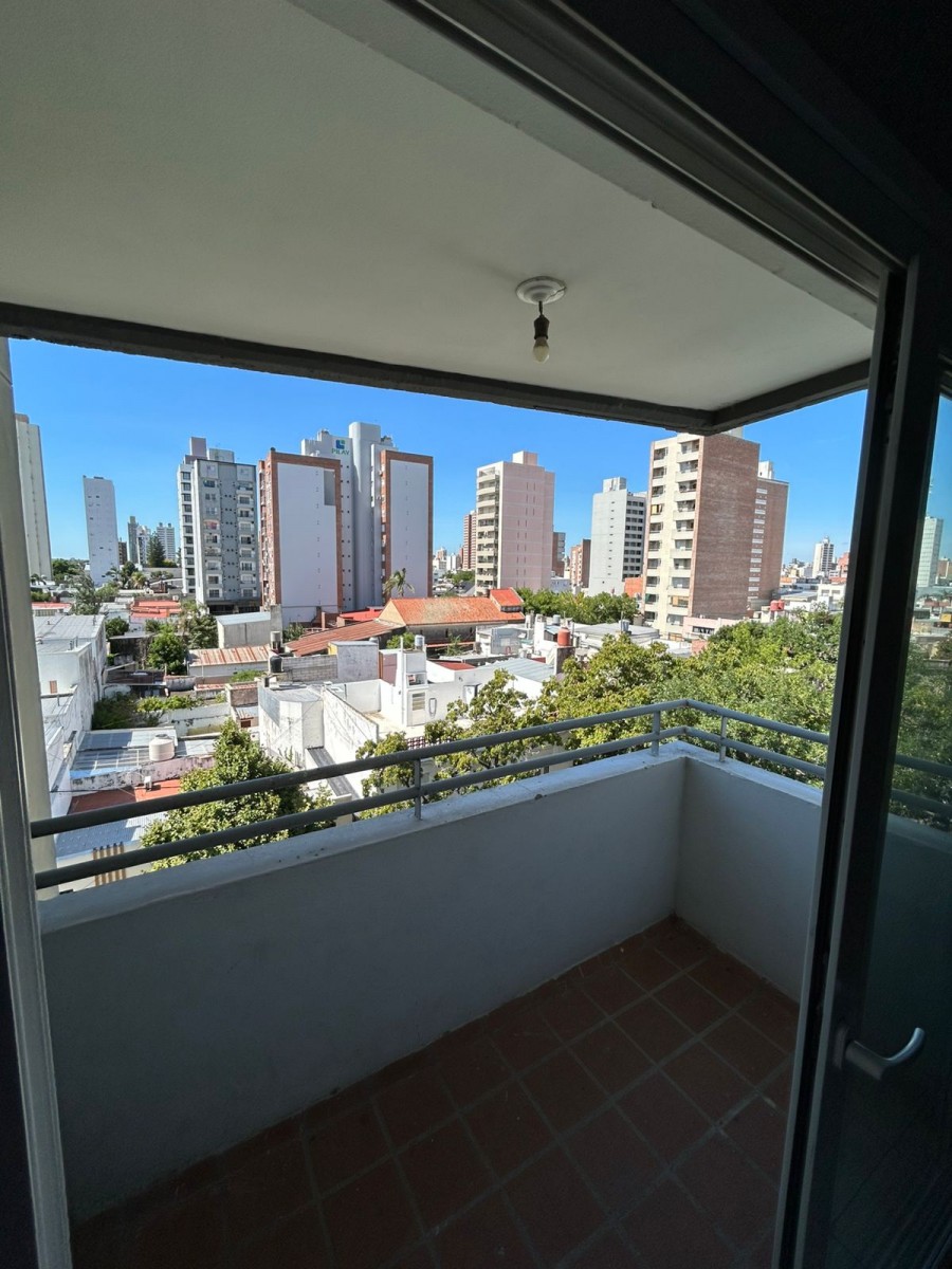 HIPOLITO IRIGOYEN 3100