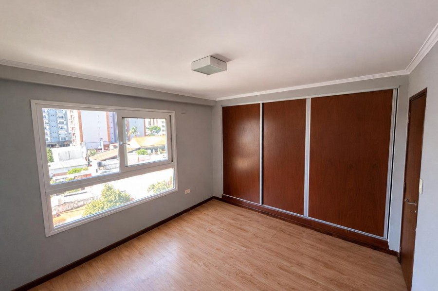 HIPOLITO IRIGOYEN 3100