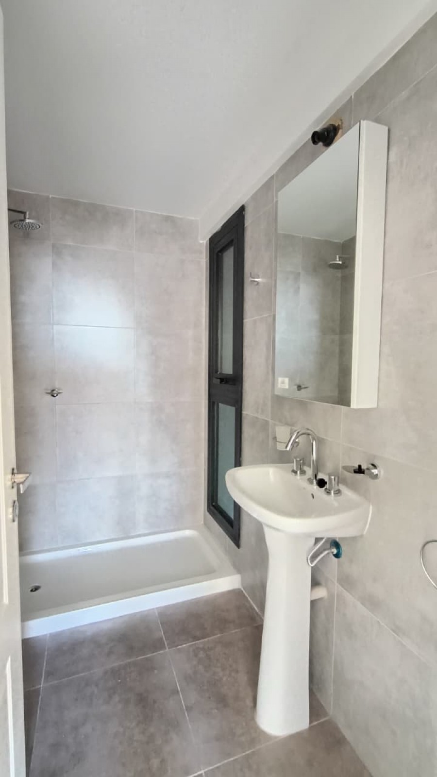 PEDRO VITTORI Y CASTELLANOS