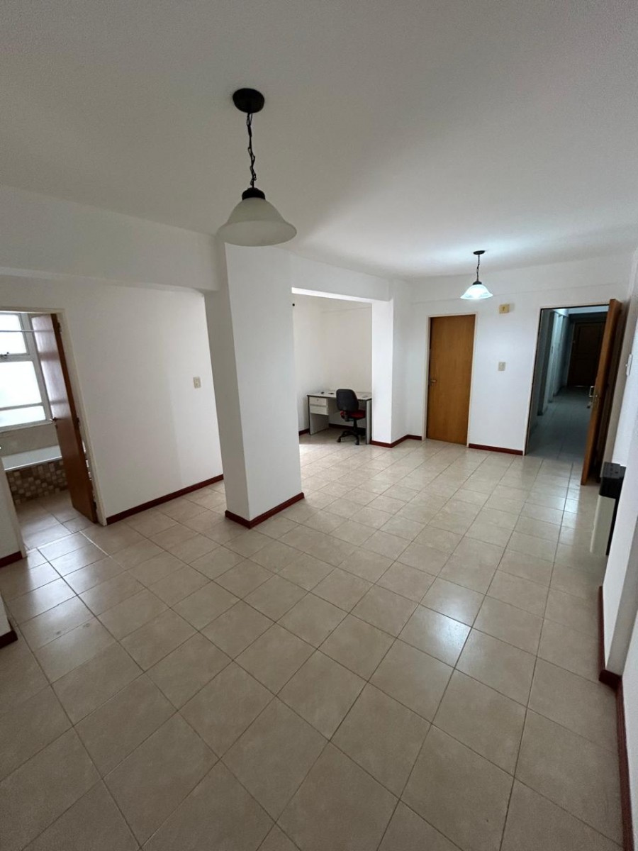 HIPóLITO IRIGOYEN 2900